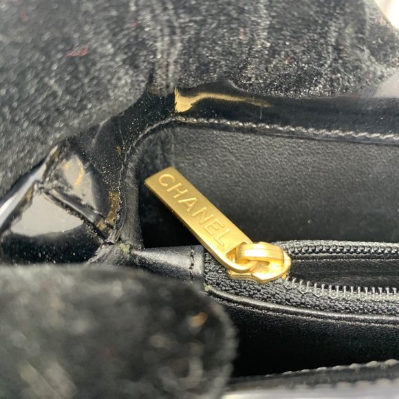 authentic Chanel Hand Bag 840032 - Picture 12 of 15